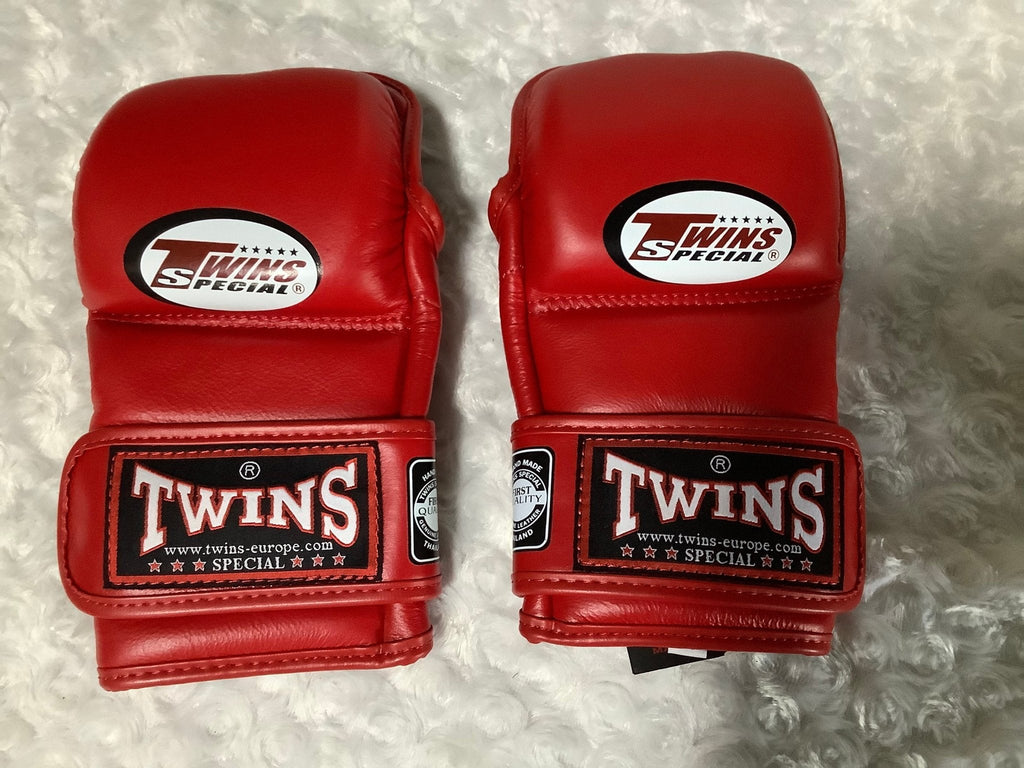 Twins Special GRAPPLING GLOVES GGL2 RED shop online at  SUPER EXPORT SHOP.